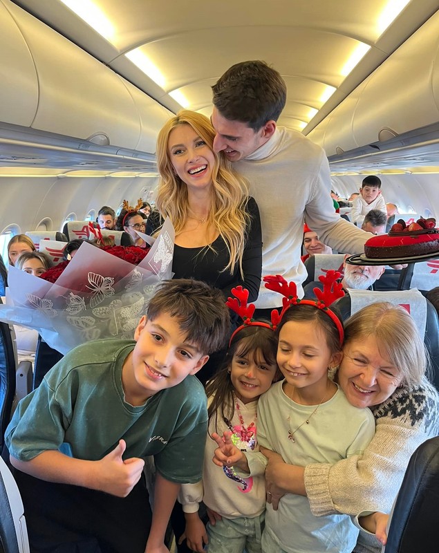De ce Victor Cornea a cerut-o în căsătorie pe Andreea Bălan în avion: „L-am întrebat de ce a făcut așa”