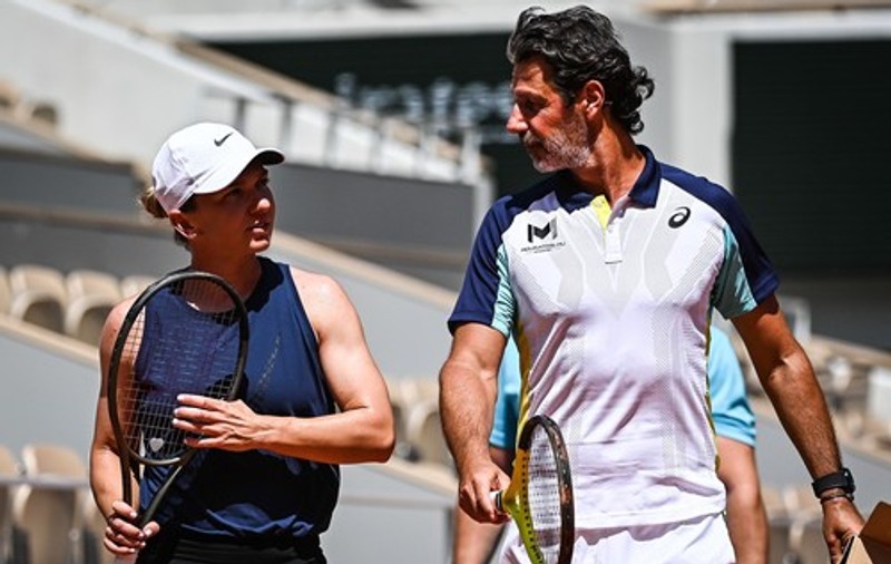 Mesajul lui Patrick Mouratoglou pentru români după ce Simona Halep a triumfat la Toronto: „Nu am mai văzut un asemenea popor”