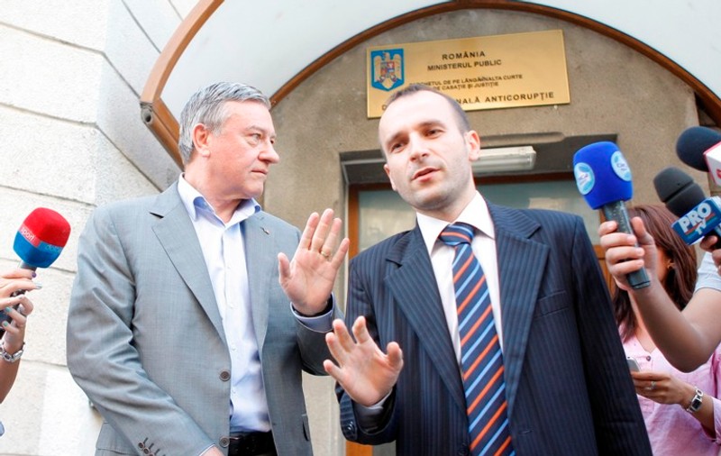Membrii Comitetului Executiv al FRF sunt cercetaţi în cazul dezafilierii Universităţii