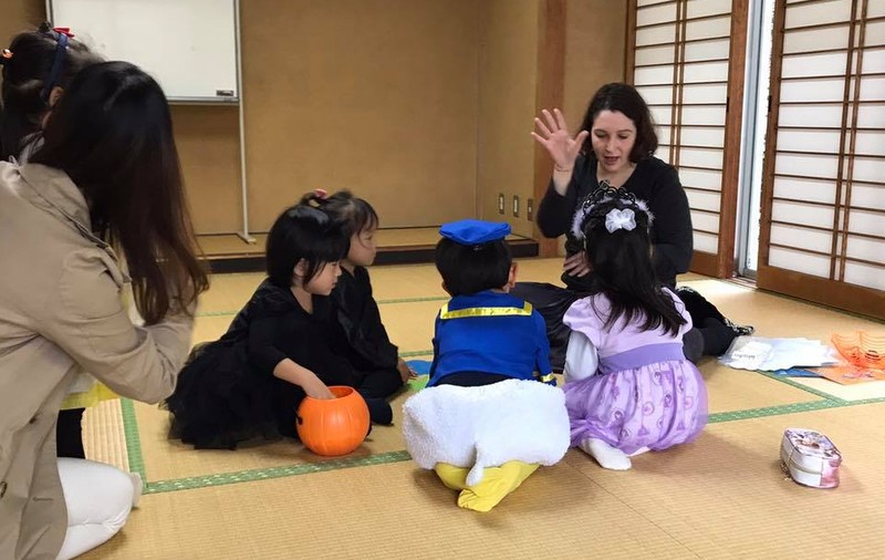 Viața unei profesoare din România mutate acum 12 ani în Japonia: Aici elevii învață să gătească și fac ore de educație morală. Nu am văzut unul să copieze