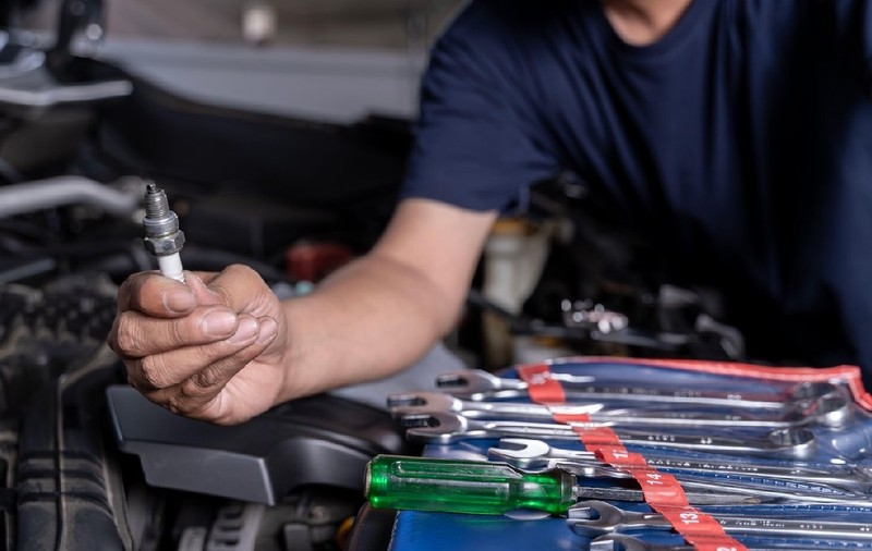 Mecanic auto, despre trei obiceiuri proaste ale șoferilor, zi de zi, care fac rău mașinii: „O termini fără să-ți dai seama”