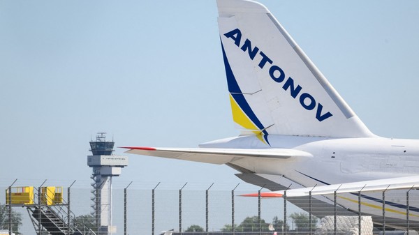 Avion Antonov surprins pe aeroportul din Leipzig. Imagine cu caracter ilustrativ Sursa foto: Profimedia