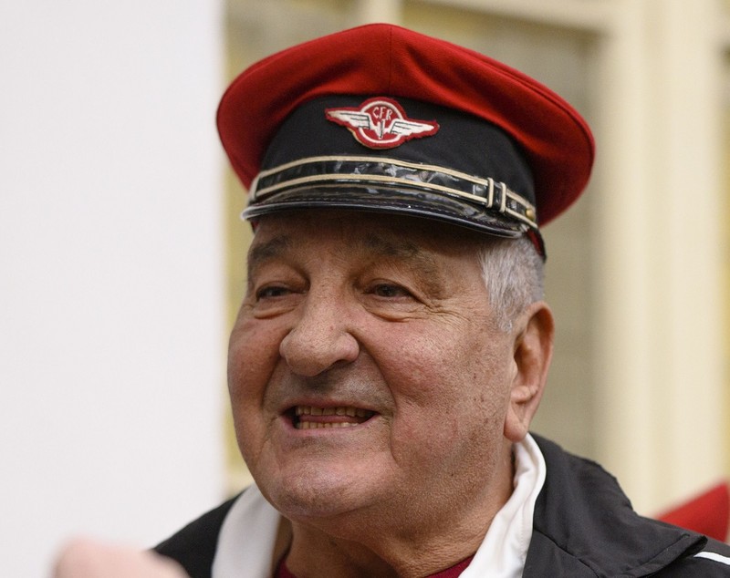 Ce se întâmplă cu afacerea lui Rică Răducanu de pe litoral: „Lucrăm la prețuri, vedem care vor fi, înainte de deschidere”. O porție de crap prăjit era 15 lei