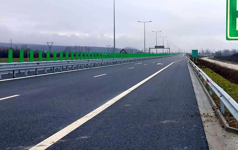 Trei benzi pe sens pe Autostrada A1 București - Pitești. CNAIR a lansat licitația