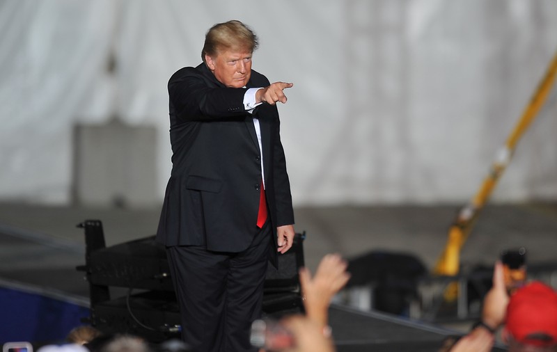 Donald Trump, acuzat că i-a incitat cu bună știință pe atacatorii de la Capitoliu, după o întâlnire „dezechilibrată” la Casa Albă
