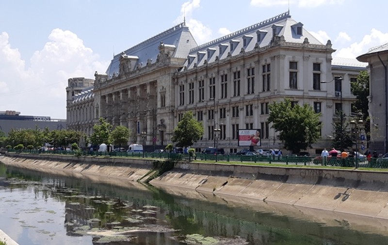 Magistrații și procurorii anunță că-și opresc activitatea, de miercuri, din cauza proiectului reformei pensiilor