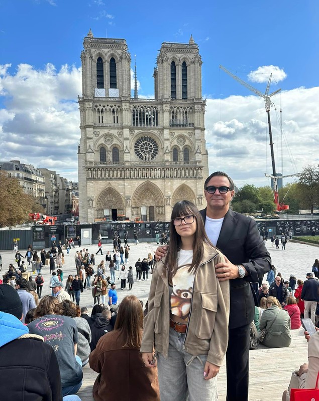 Motivul pentru care Daniel Buzdugan a plecat la Paris doar cu fiica sa: „Recomand pentru tații de fete”. Soția și băiatul au rămas acasă