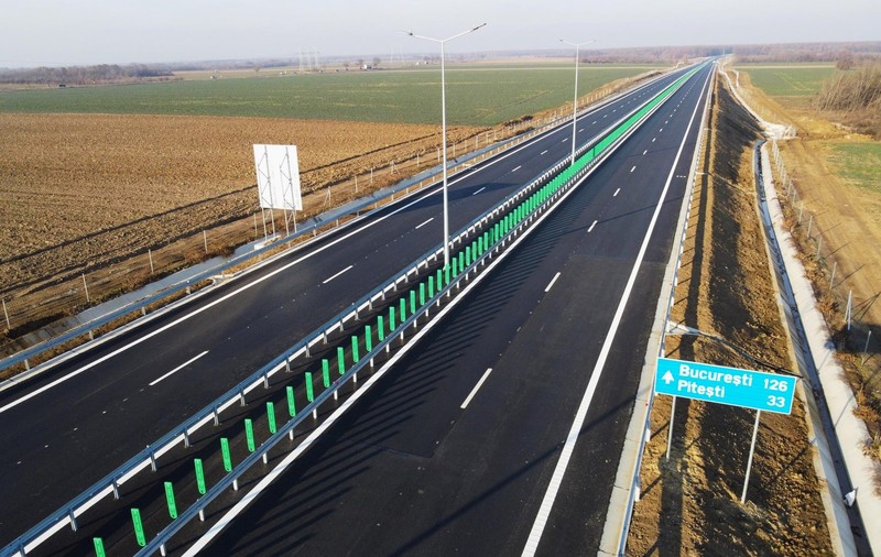 Două tronsoane de pe Drumul Expres DEx12 Craiova-Pitești sunt deschise traficului începând de astăzi