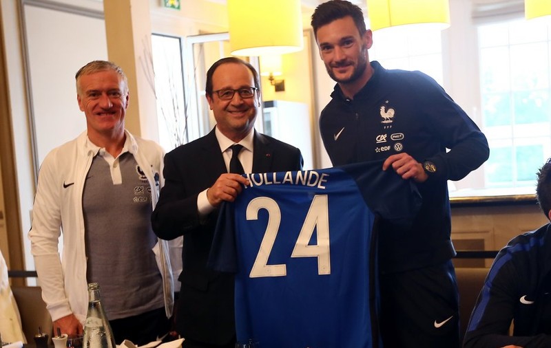 Euro 2016. Francezii au fost încurajați de președintele François Hollande, care i-a vizitat pe les Blues la Clairfontaine  GALERIE FOTO