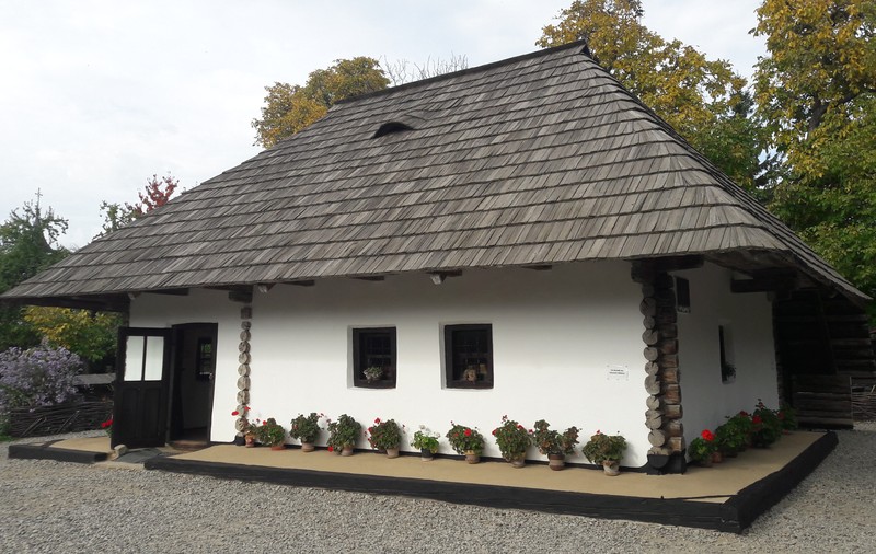 REPORTAJ | Pe urmele amintirilor lui Ion Creangă. Ozana cea frumos curgătoare aproape a secat, iar casa din Humulești e vizitată mai ales de moldovenii de peste Prut