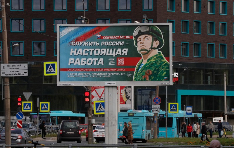Sankt Petersburg renunță la festivitățile de Anul Nou. Banii se vor duce în echipamente pentru soldații recent mobilizați