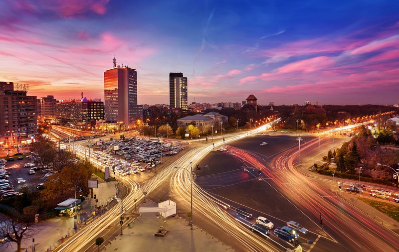 FOTO / Cele 7 «minuni» ale Bucureştiului. Investiţiile la vederea cărora bucureştenii râd, ca să nu plângă