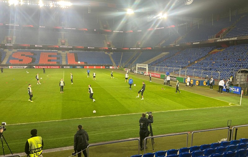 FCSB va juca la Basel în Europa League cu banderole negre. UEFA a acceptat un moment de reculegere pentru Emeric Ienei