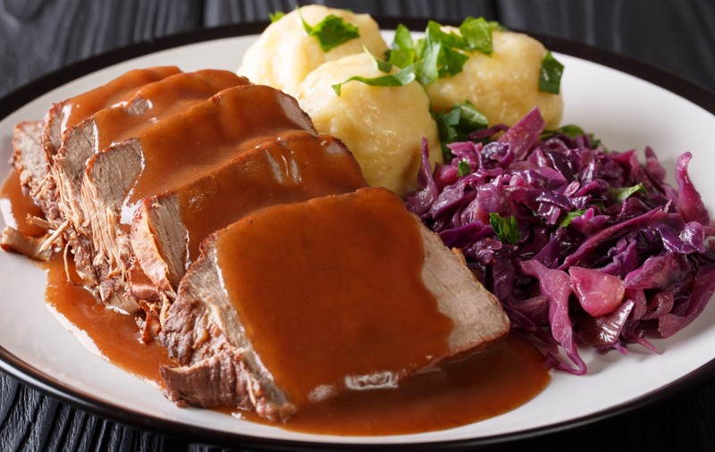 Ce este sosul gravy și cum se prepară. Rețetă de sos gravy