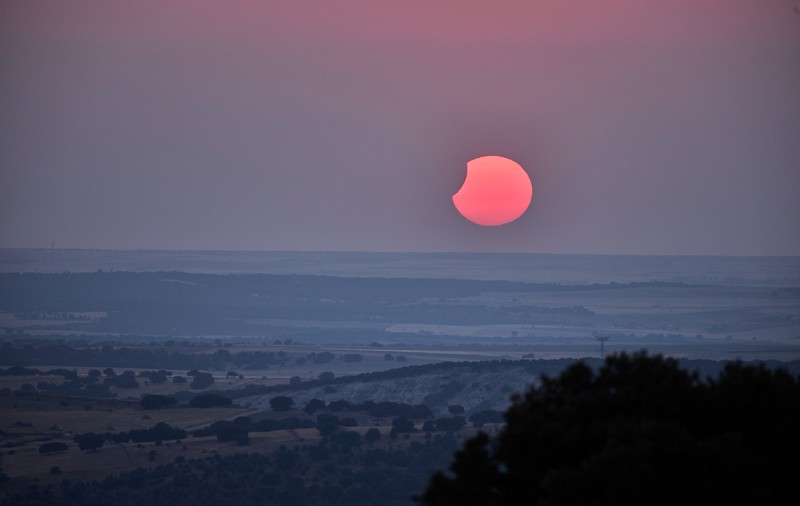 O nouă eclipsă solară va avea loc pe 2 august 2027. În ce locuri va putea fi văzută, dacă ai ratat-o pe cea din acest an