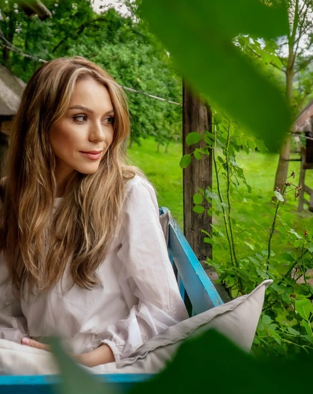 Andreea Diaconu-Alexa prezintă ,,Antreprenorești - Adoptă un sat" la Digi24