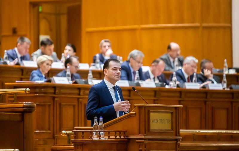Orban spune că n-a bătut palma cu PSD ca să treacă moțiunea