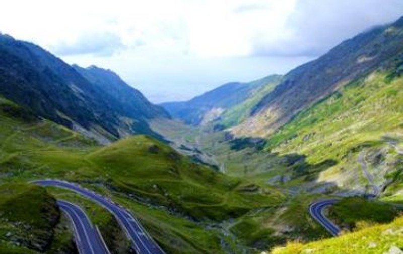 Un turist din Polonia, rănit grav în urma unui accident pe Transfăgărășan