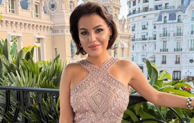 Imagini de la ziua de naștere a Rominei Gingașu. Soția lui Piero Ferrari a petrecut în Monte Carlo și a purtat o rochie de 11.000 de dolari