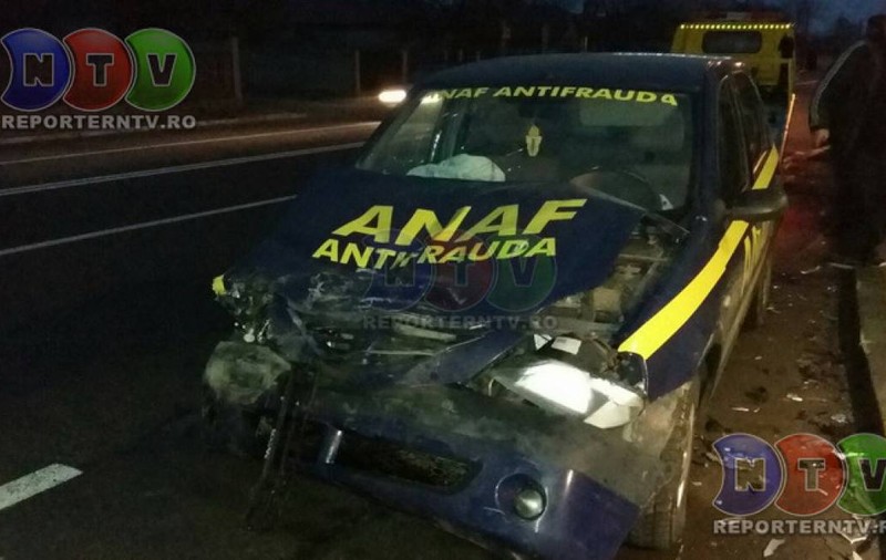 O mașină ANAF a provocat un ACCIDENT. Inspectorul Antifraudă a adormit la volan