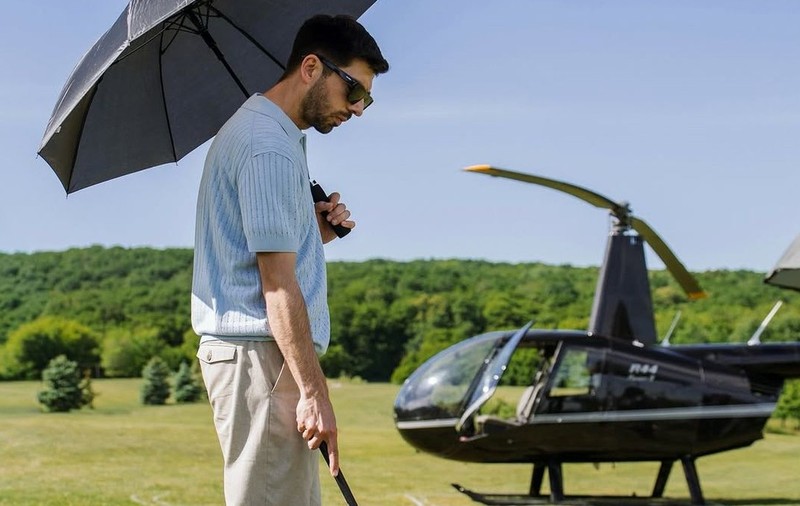 Mircea Bravo la filmările pentru „Băiat de milioane” | sursa foto: Instagram