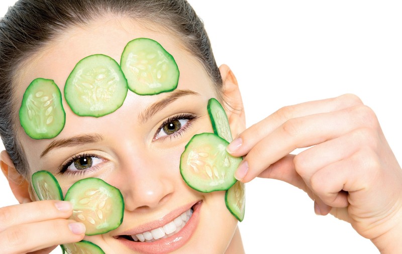 5 ingrediente minune pentru cearcăne şi pungi sub ochi