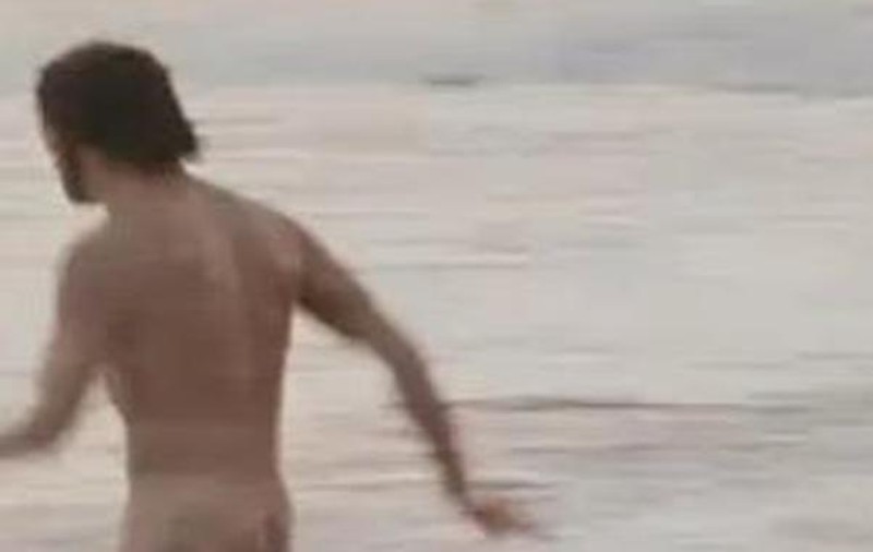 MĂDĂLINA GHENEA este o norocoasă! UITE CE DOTAT E GERARD BUTLER! VIDEO 