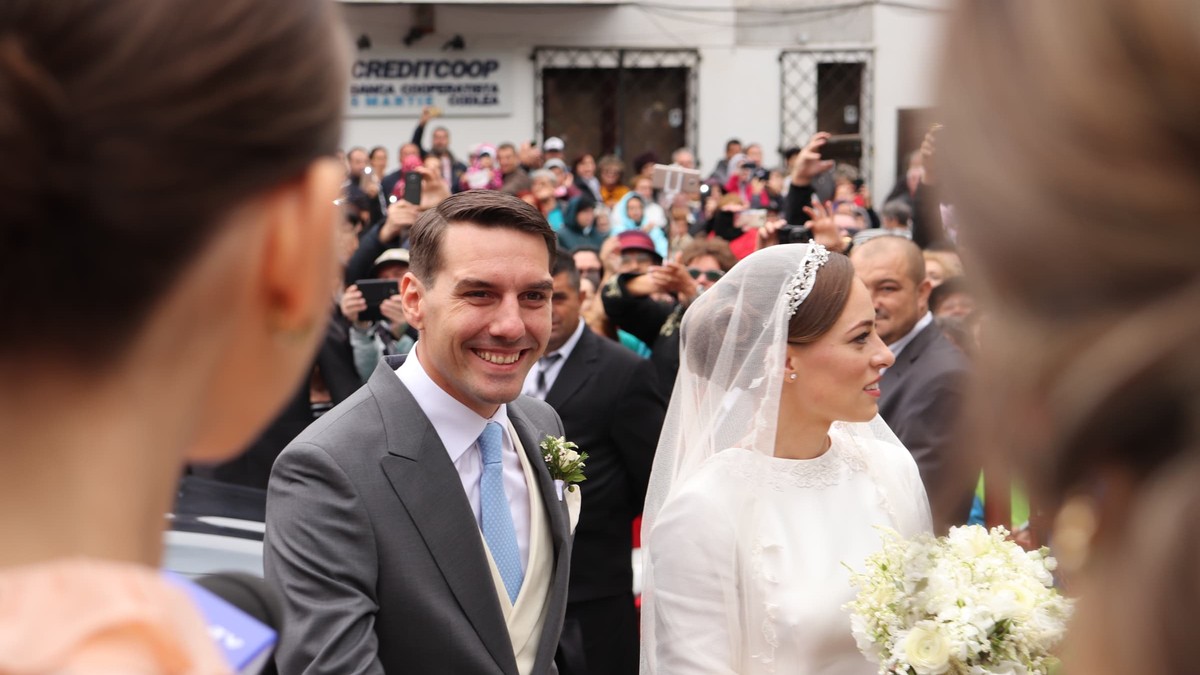 Ce a spus preotul care a oficiat slujba de cununie a principelul Nicolae. A făcut referire la mama sa, care nu a venit la nuntă | FOTO