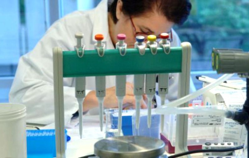 Trei medicamente generice pentru tratamentul HIV sunt, din acest an, în România