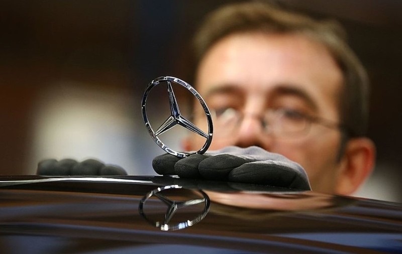 Mercedes compară costurile din Germania cu cele din România. Sursă foto: Getty Images.