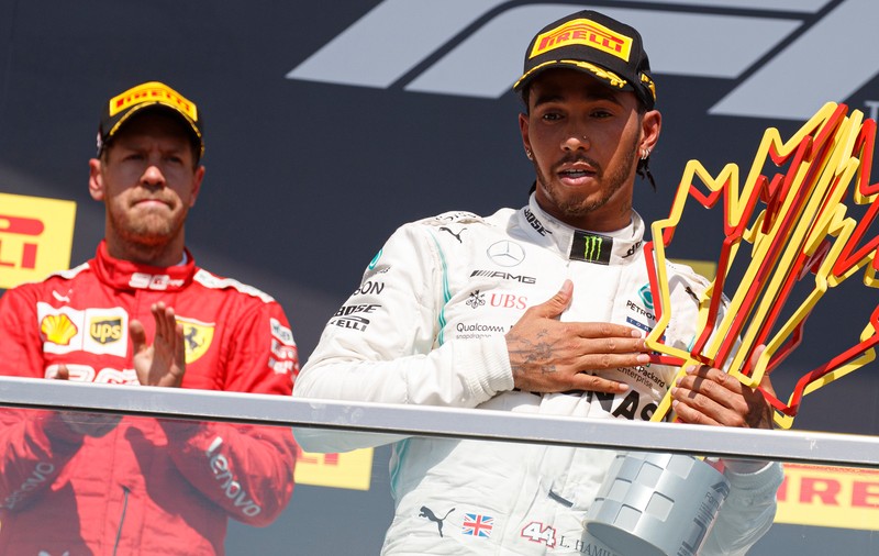 Lewis Hamilton a câştigat Marele Premiu de Formula 1 al Canadei după o penalizare a lui Vettel
