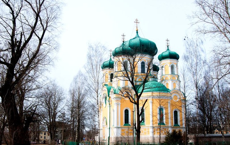Ucraina, o nouă măsură radicală în contextul conflictului cu Rusia. Au intrat în vizor bisericile