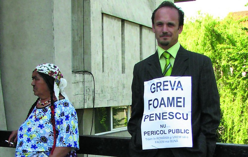 În greva foamei pentru Cornel Penescu