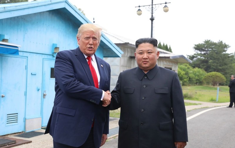 Donald Trump vrea o nouă întâlnire la vârf cu Kim Jong-un în această toamnă. Ce pregătește Casa Albă pentru liderul nord-coreean