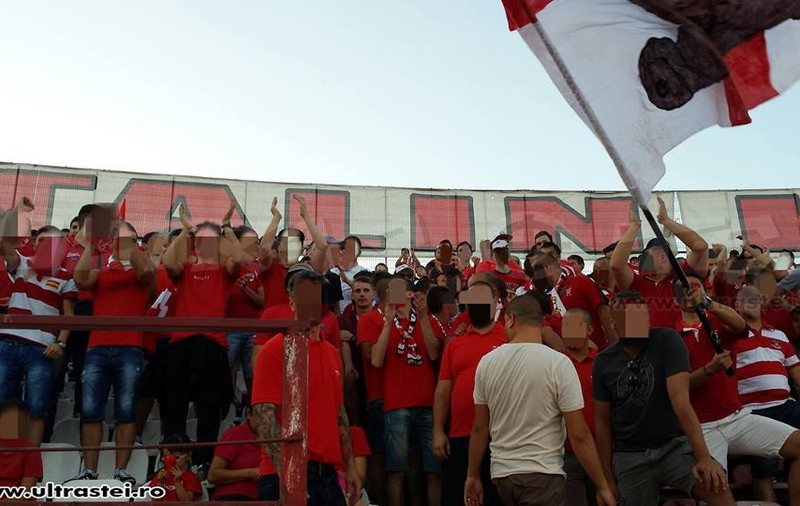 Suspendat pentru partida cu FC Braşov, Vali Lazăr a văzut meciul din PCH