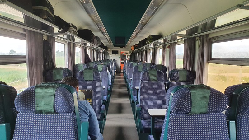 Vagon aproape gol pe ruta București - Pașcani