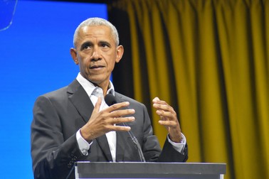 NEW YORK, NEW YORK - NOVEMBER 17: Former U.S. President Barack Obama delivers remarks at a Democracy Forum event held by the Obama Foundation at the Javits Center on November 17, 2022 in New York City, United States. The all day event featured speakers from a variety of backgrounds conversing on the state of global democracy and opportunities for the next generation of global leaders. Kyle Mazza / Anadolu Agency/ABACAPRESS.COM
