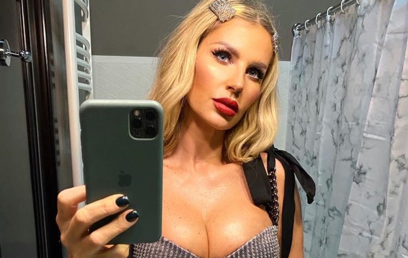 Cum le-a răspuns Andreea Bănică celor care au întrebat-o dacă are silicoane. „Deja mă macină. Mă enervează de atâția ani”