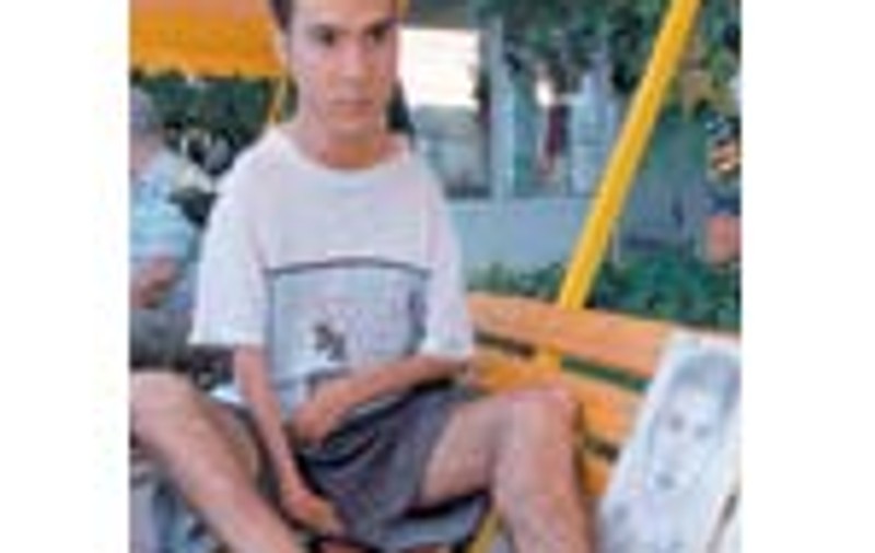 Face portrete cu piciorul