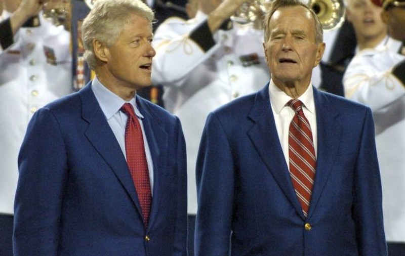 Americanii vor avea de ales între Bush și Clinton la alegerile prezidențiale din 2016? 