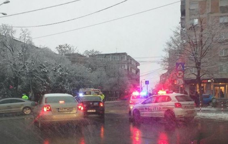 Polițistă din Ploiești, rănită de un șofer care a fugit de la locul accidentului / FOTO&VIDEO