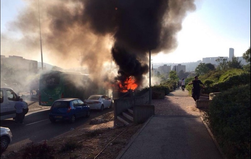 UPDATE: O bombă a explodat într-un autobuz din Ierusalim VIDEO