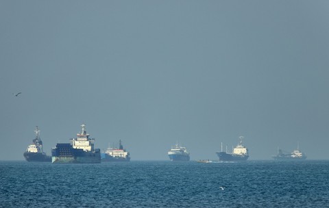 Livetext Război în Iran, ziua 66. Schimb de focuri în strâmtoarea Ormuz / Trump amenință Iranul că va fi „șters de pe fața pământului”