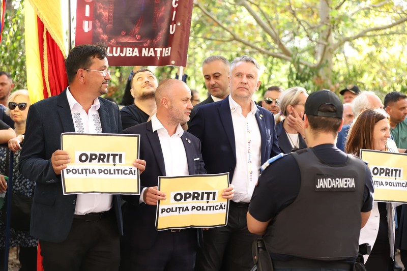 Reprezentanți ai AUR în fața DIICOT ca să îl susțină pe Călin Georgescu