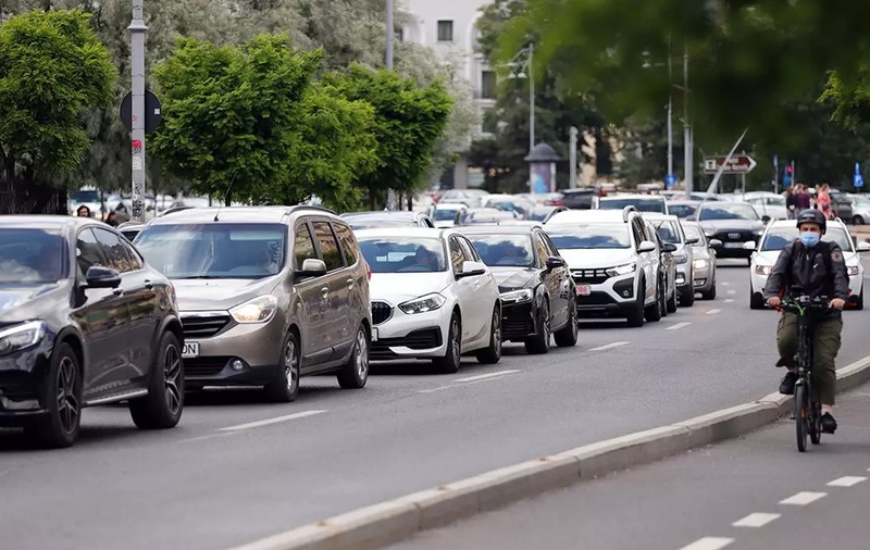 Tarifele RCA vor fi plafonate până la finalul anului, în urma propunerii făcute de ASF