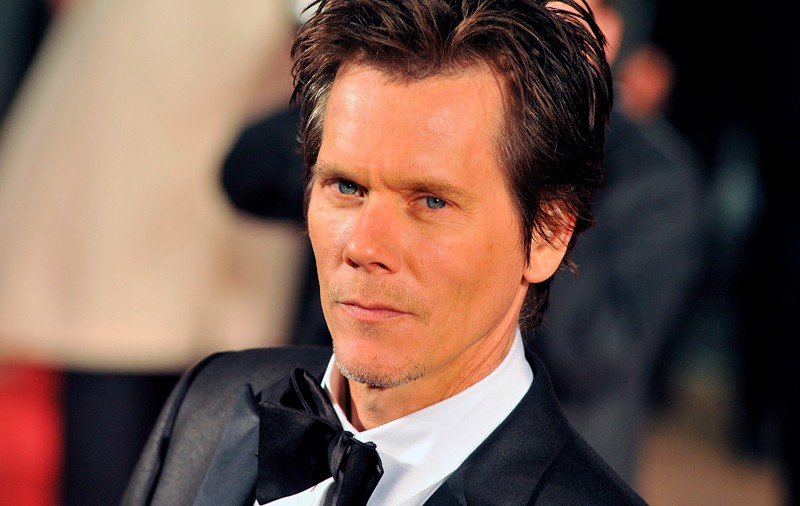 Kevin Bacon are un bust uriaş din... bacon!