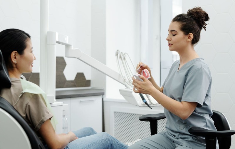 Soluții complete pentru sănătatea și aspectul zâmbetului, la Angelescu Dental Clinic
