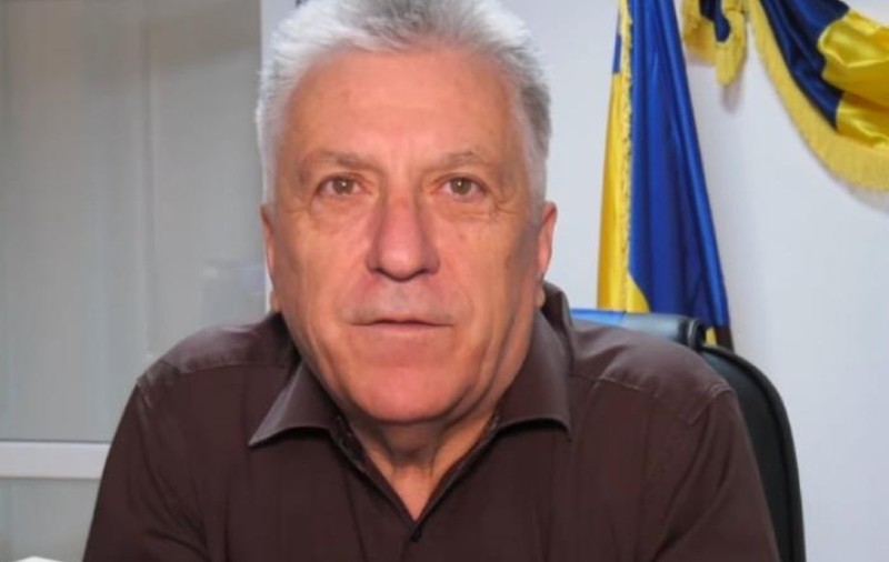 Primarul din Curtea de Argeș, enervat după ce a fost întrebat când vor avea oamenii apă potabilă: Nu sunt Mama Omida, nici Dumnezeu