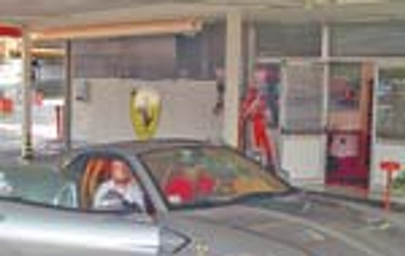Cu Ferrari la 240 de km/h!