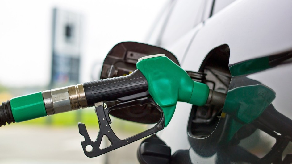 Cum se schimbă modul în care e vândută benzina la pompă din 2019